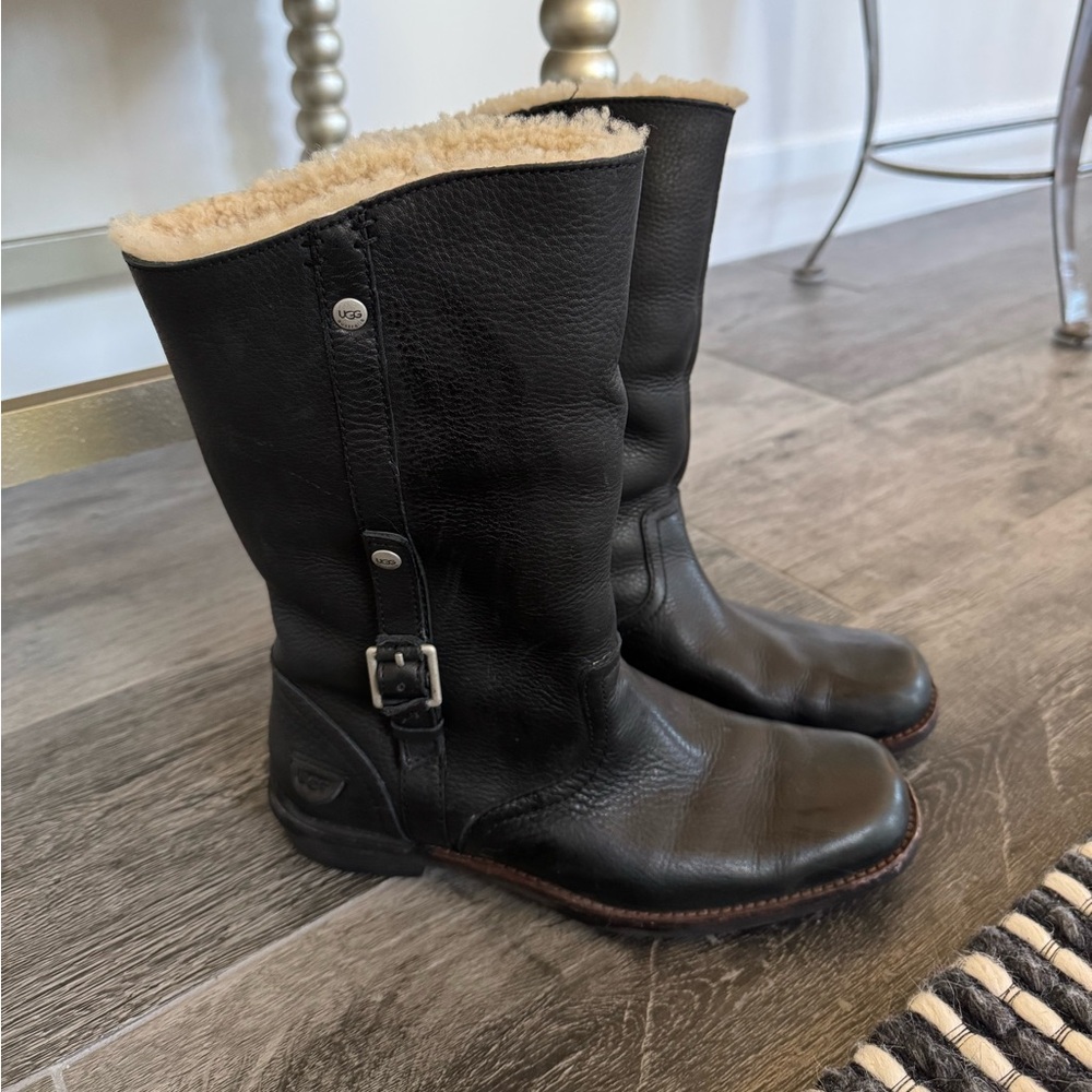Ugg black leather boots / women’s 7.5 M